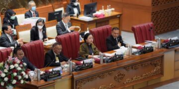 Tok, DPR RI Setujui RUU Perppu Ciptaker Jadi Undang-Undang