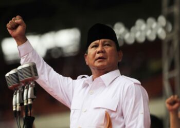 Wow! Prabowo Subianto Paling Dikenal dan Ganjar Pranowo Paling Disukai