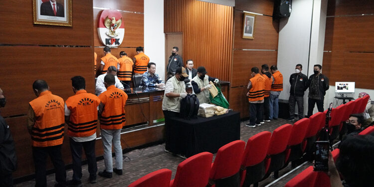 KPK Tetapkan 10 Tersangka Korupsi Proyek Jalur Kereta Api Trans Sulawesi