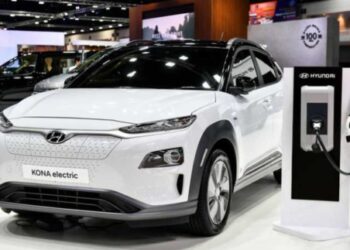 Grup Hyundai Kembangkan Robot Pengisi Daya Mobil Listrik