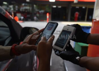 Urai Antrian di SPBU, Pertamina Imbau Masyarakat Bayar BBM Secara Nontunai