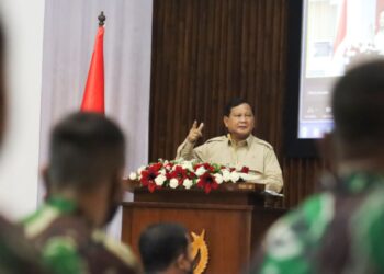 Survei Capres Poltracking Indonesia: Prabowo Memimpin, Ganjar Melorot dan Anies Stagnan