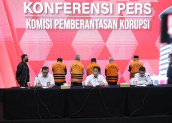 KPK Tahan Lima Anggota DPRD Jambi Tersangka Penerima Suap RAPBD