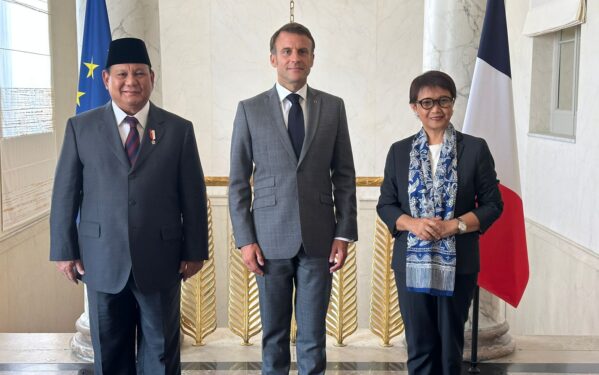 Bertemu Presiden Prancis, Prabowo Bahas Kerja Sama Bidang Pertahanan