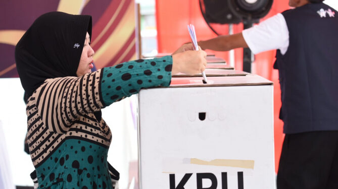 Bawaslu Kaji Rencana Mekanisme Pengawasan Penghitungan Suara Dua Panel