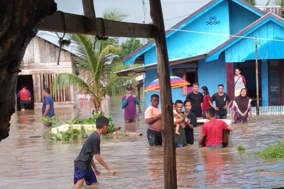 Banjir Kabupaten Halmahera Selatan Bikin Infrastruktur Rusak