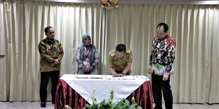 KPK Hibahkan Aset Tanah Senilai Rp10,5 Miliar ke 5 Pemerintah Desa Kabupaten Karawang