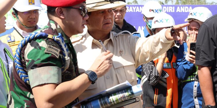 Persiapan HUT RI, Prabowo Subianto Tinjau Pembangunan Gedung Istana Negara di IKN