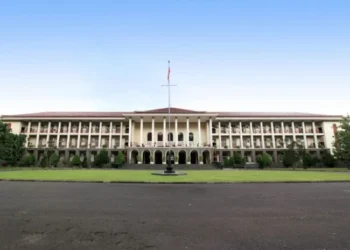 Dukung Kebijakan Pemerintah, UGM Batalkan Kenaikan UKT