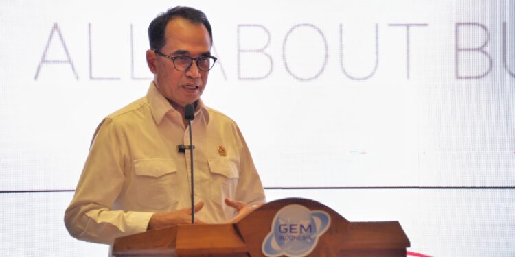 Menhub dan Kakorlantas Polri Sepakat Lakukan Evaluasi Bus Pariwisata