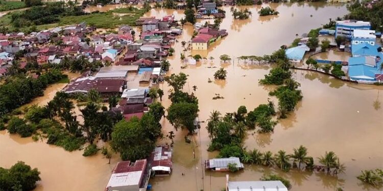 Jokowi: Pemerintah Bantu Relokasi Korban Banjir Sumatera Barat
