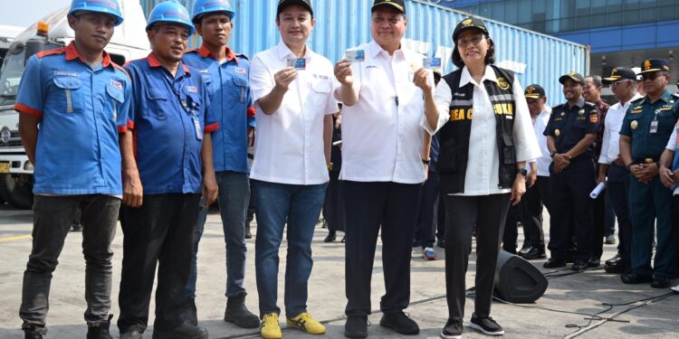 Kontainer Menumpuk, Pemerintah Relaksasi Kebijakan Larangan Pembatasan Barang Impor