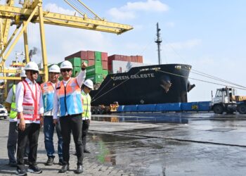 Menhub Minta Penanganan Rob di Pelabuhan Tanjung Emas Dipercepat