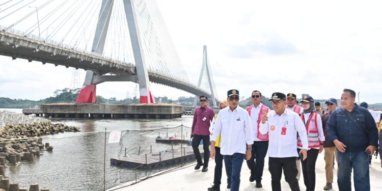 Menhub Dukung Pelayaran Kapal Pinisi untuk Wisata ke IKN