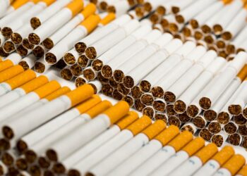 Larangan Jual Rokok Ketengan Tak Berpihak pada ‘Wong Cilik’
