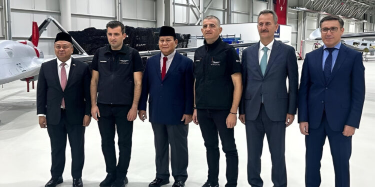 Prabowo Kunjungi Pusat Teknologi Nasional Ozdemir Bayraktar di Turki