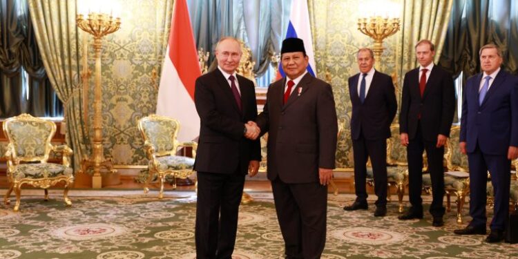 Bertemu Presiden Rusia Vladimir Putin, Prabowo Bahas Kerja Sama Pangan hingga Nuklir
