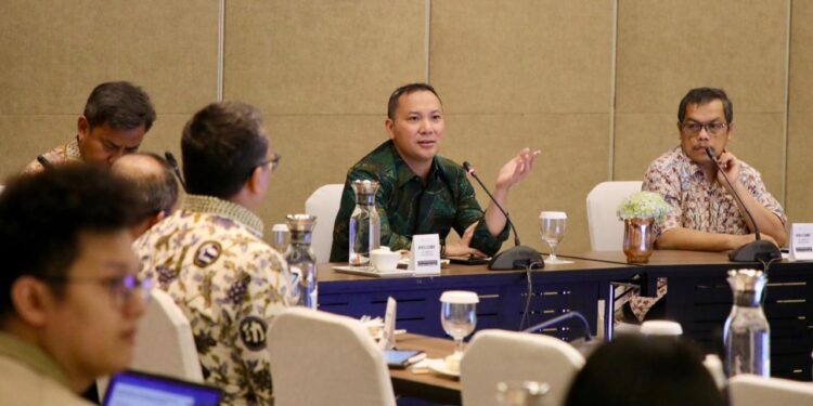 Pemerintah Keluarkan Aturan TKDN Ketenagalistrikan untuk Transformasi Industri Energi Bersih