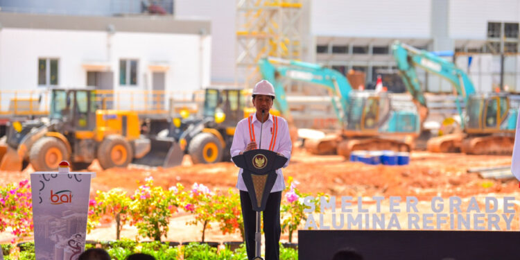 Jokowi: RI Ekspor Bahan Mentah Sejak Era VOC, Untungkan Negara Maju