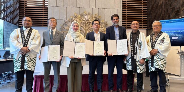 Menag Yaqut Luncurkan Halal International Trust Organization di Jepang
