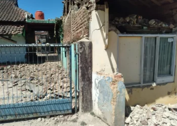 Gempa Bumi M 5.0 Guncang Bandung Raya, Beberapa Rumah Warga Rusak