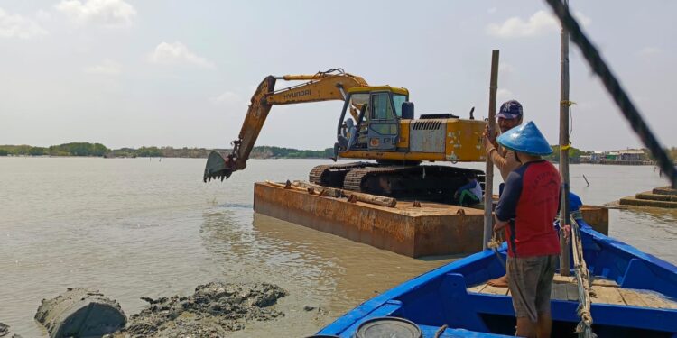 KKP Pastikan Pemanfaatan Hasil Sedimentasi Morodemak untuk Masyarakat Nelayan