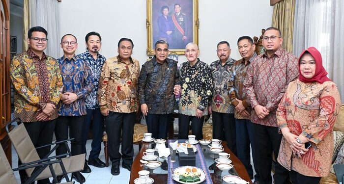 Ahmad Muzani: Try Sutrisno Bakal Hadir di Pelantikan Prabowo-Gibran