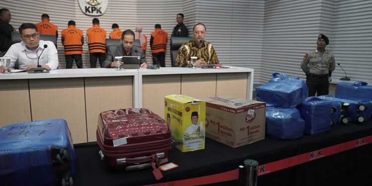 KPK Tetapkan 7 Tersangka Korupsi Proyek di Kalsel