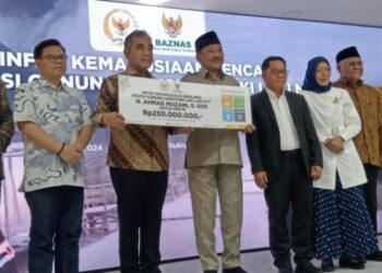 Ketua MPR Serahkan Bantuan Korban Erupsi Lewotobi Senilai Rp250 Juta