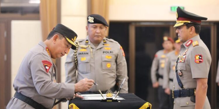 Kapolri Tunjuk Komjen Ahmad Dofiri Sebagai Wakapolri