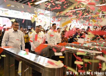 Resmikan Stasiun Kereta Cepat Karawang, AHY: Kesejahteraan Masyarakat Meningkat