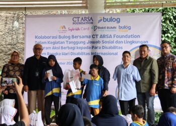 Bulog dan CT ARSA Foundation Berkolaborasi Bagikan 500 Paket Pangan untuk Penyandang Disabilitas