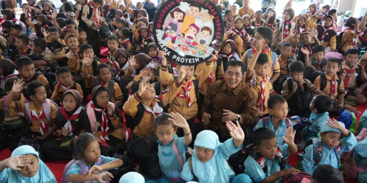 KKP Serukan Merdeka Protein 100 Gram di Hari Nusantara 2024