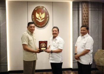 Menhan Sjafrie-Menteri KKP Bahas Kedaulatan Maritim dan Pertahanan Laut RI