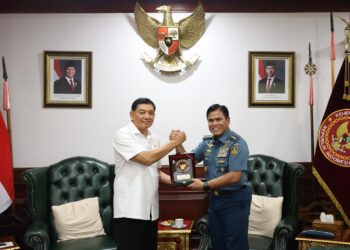 Bertemu KSAL, Menhan Sjafrie Bahas Transformasi Maritim