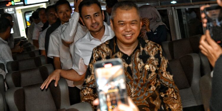Menhub Ajak Masyarakat Jajal Kereta Api Tanpa Transit Jakarta-Semarang