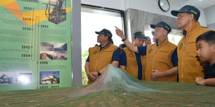 Bahlil Ingin Pastikan Masyarakat Liburan Nataru Tenang ke Daerah Pegunungan