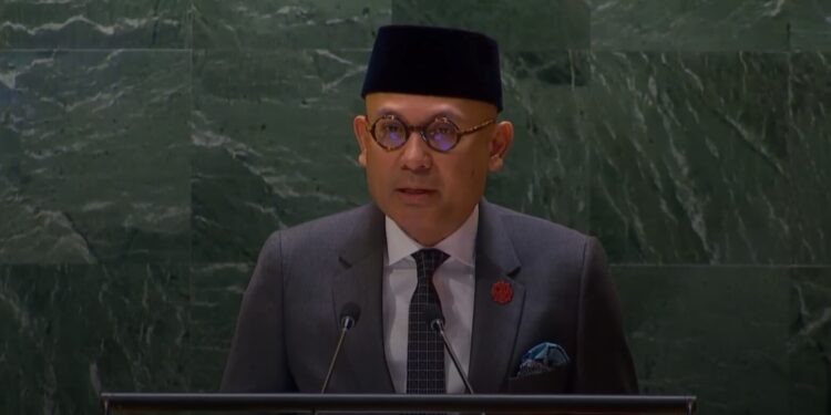 Wamenlu Dorong Negara-Negara Hentikan Pengiriman Senjata ke Israel