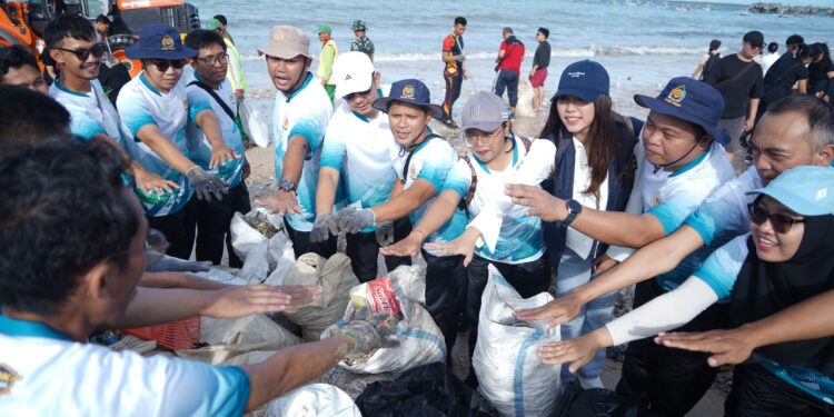 KKP Dukung Efektivitas Pembersihan Sampah Laut di Perairan Bali