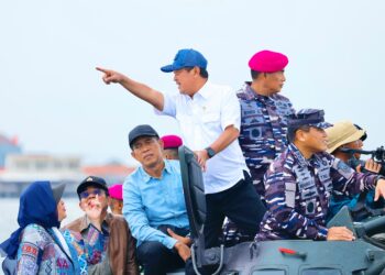 KKP Bersama Gabungan Instansi Maritim Bongkar Pagar Laut Tangerang