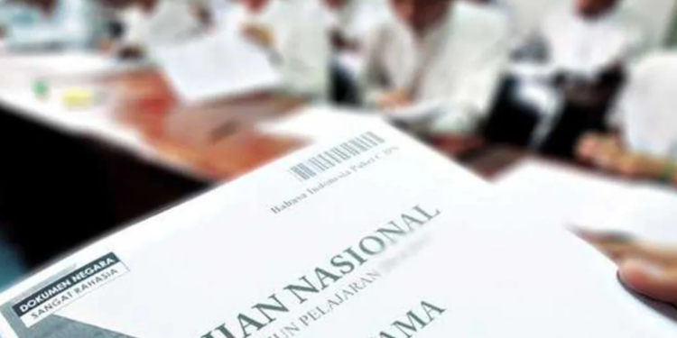 Komisi X DPR Dorong Ujian Nasional 2026 Berbasis Digital