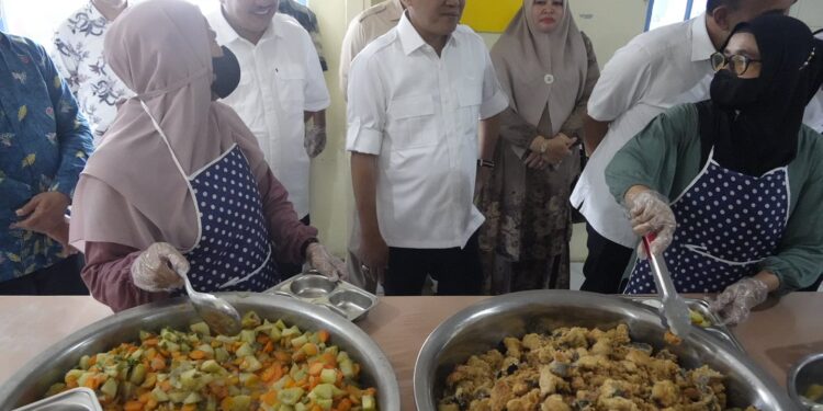 Sistem Rantai Dingin Jamin Ikan yang Dipasok ke Dapur MBG Berkualitas