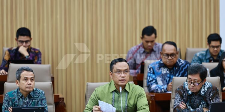 Dukung Mudik Lancar, Pertamina Turunkan Harga Avtur Hingga Diskon Tiket Pesawat