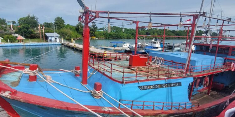 Tindak 10 Kapal Ikan Terduga Transhipment, KKP Selamatkan Rp 1,8 Miliar