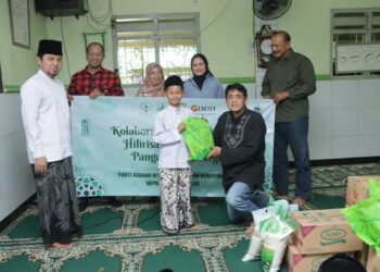 Forwatan dan Tiga Asosiasi Hilir Sawit Berbagi Manfaat Produk Turunan Sawit kepada Ratusan Yatim Piatu