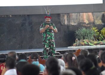 Stafsus Menhan Lenis Kogoya Minta KKB Tak Hambat Program MBG