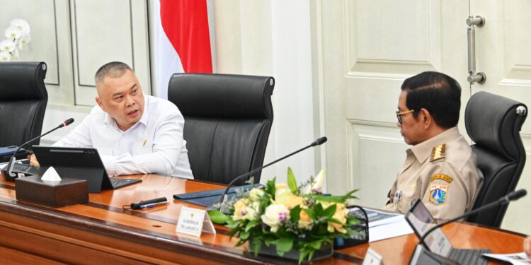 Bertemu Gubernur DKI Jakarta, Menhub Bahas Angkutan Lebaran 2025