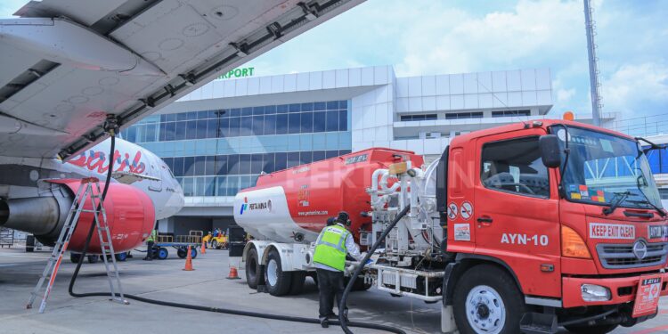 Pertamina Turunkan Harga Avtur di 37 Bandara Jelang Mudik