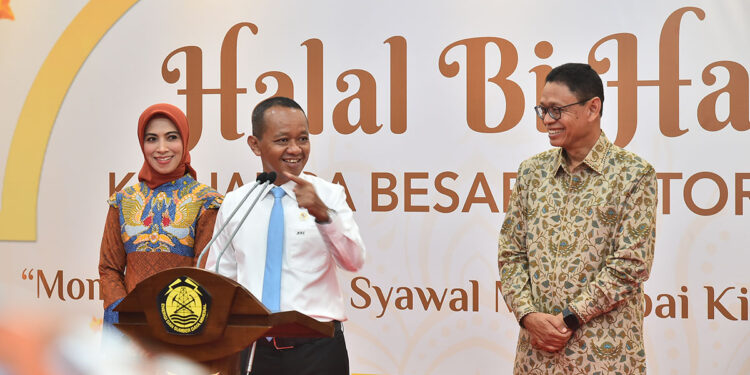 Menteri ESDM: Tolong Regulasi yang Berat Segera Diselesaikan Karena Kita Butuh Percepatan