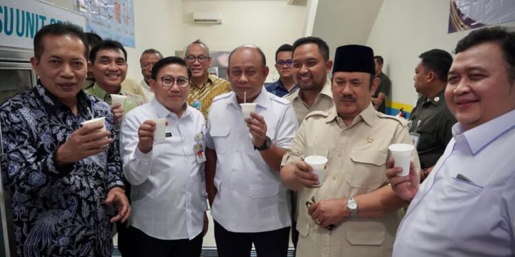 Rumah Susu Sentul Diapresiasi, Kepala BGN Serukan Ada Susu di Menu MBG